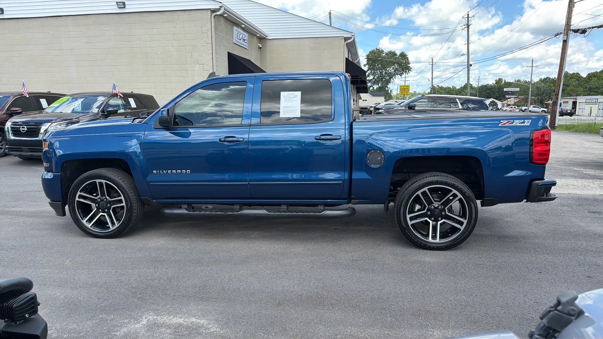 chevrolet silverado 1500 2017 3GCUKREC5HG401019 image chevrolet silverado 1500 2017 3GCUKREC5HG401019 image